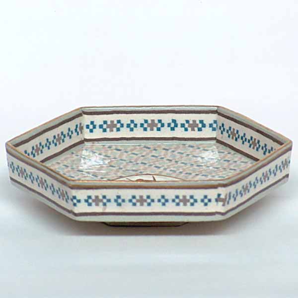 A very rare Doulton Lambeth marqueterie dish  in excellent condition