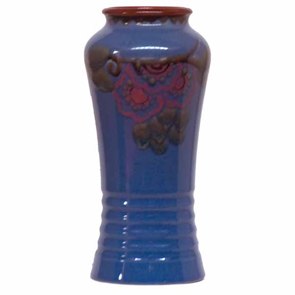 Vera Huggins - A Royal Doulton 29cm (11.5in) vase - 5520